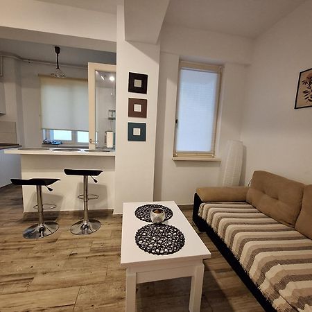 Moni Apartment Năvodari Zewnętrze zdjęcie