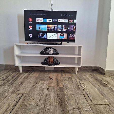 Moni Apartment Năvodari Zewnętrze zdjęcie